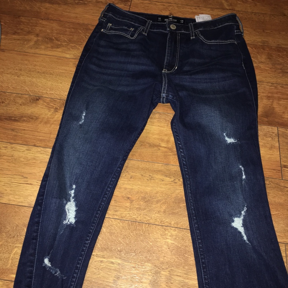 Hollister jeans brand new size 7